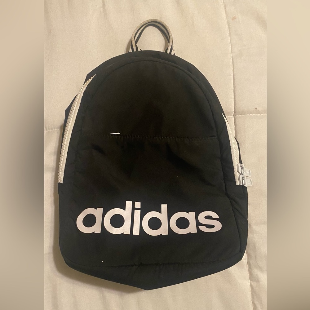Mini Adidas backpack - Picture 2 of 5